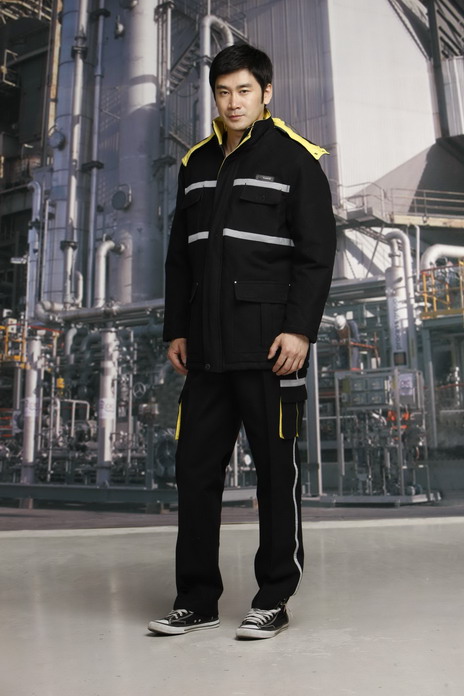 勞保服的重要性，與工作服一樣嗎